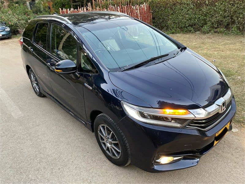 Honda Fit shuttle 2015 Registered 2018 Bruno style S package top of 2