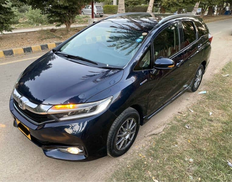 Honda Fit shuttle 2015 Registered 2018 Bruno style S package top of 3