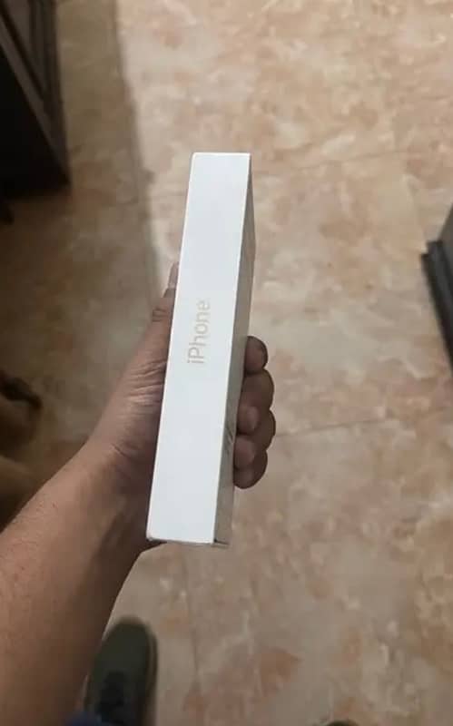 iPhone 16 Pro Max 256GB-Desert Titanium-Sealed-Unlocked 1