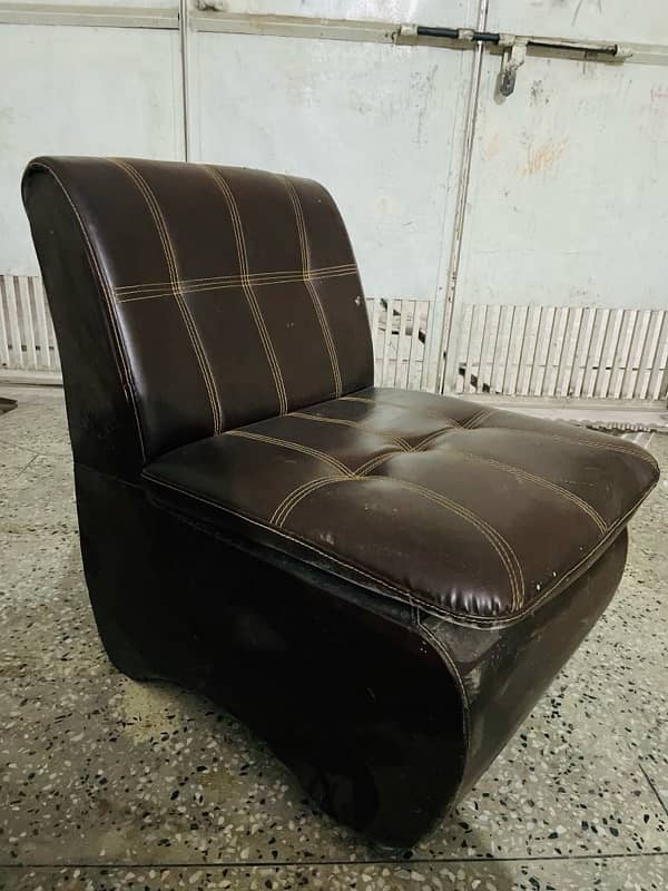 OFFICE SOFAS. very good quality. 0