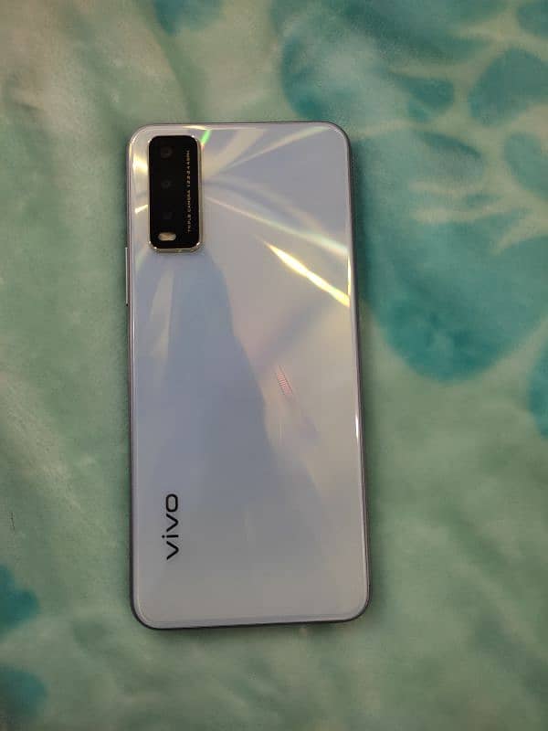 Vivo Y20 4-64 With Box Screech less 1