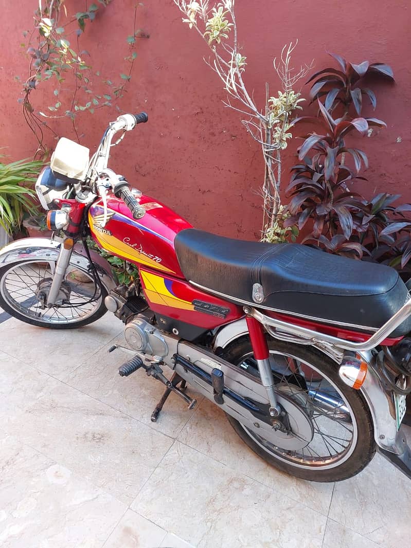 Honda CD 70 5