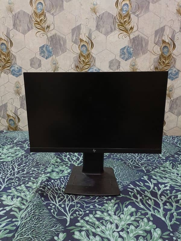 HP Z22 G2 22" LED Monitor 0