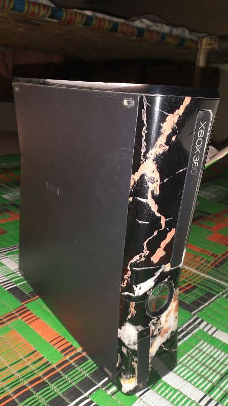 Xbox 360 slim 2