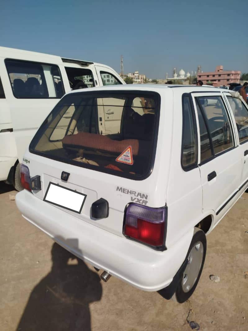 Suzuki Mehran VXR 2017 8