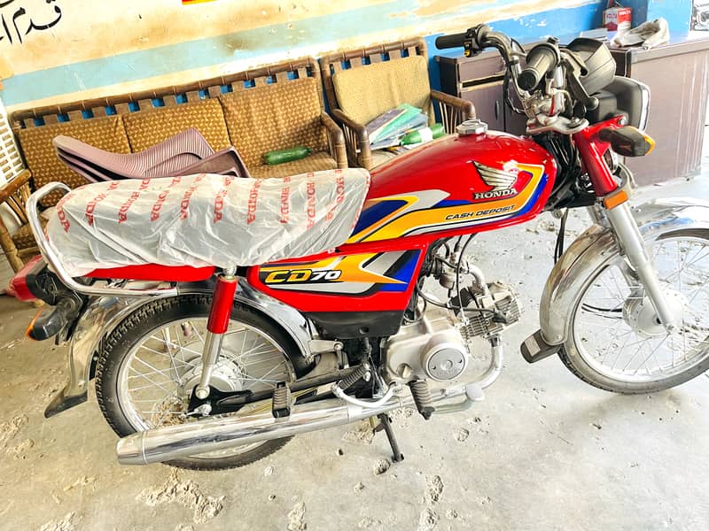 Honda Cd 70 Zero Meter 2