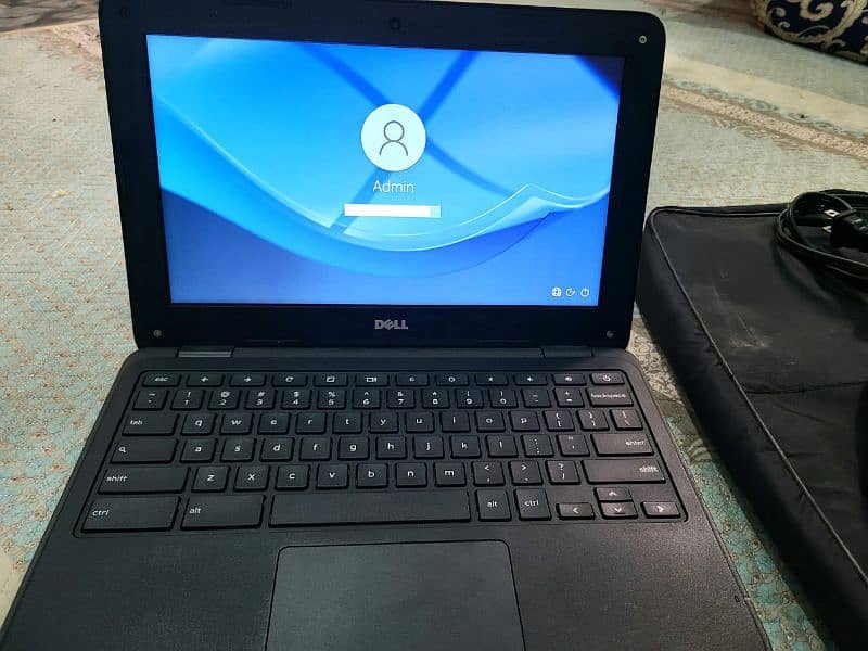 Dell Chromebook laptop  4/16  bag +charger 0