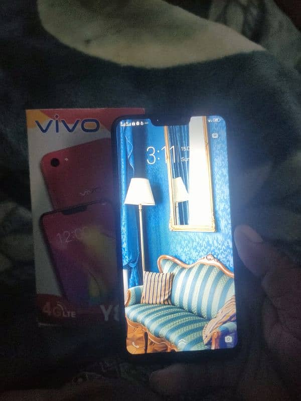 vivo RAM 6 + ROM 128 4