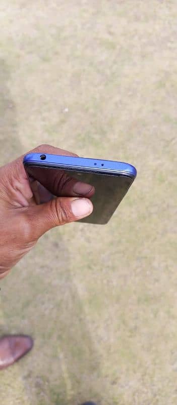 redmi 10 5G 4GB 64GB  sim working all okay best for pubg lover 8