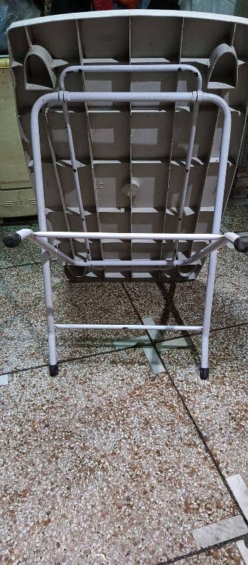 Plastic Folding Table 0