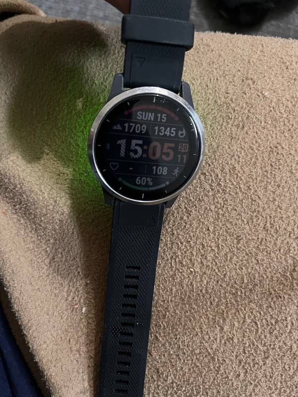 Garmin VivoActive 4 3