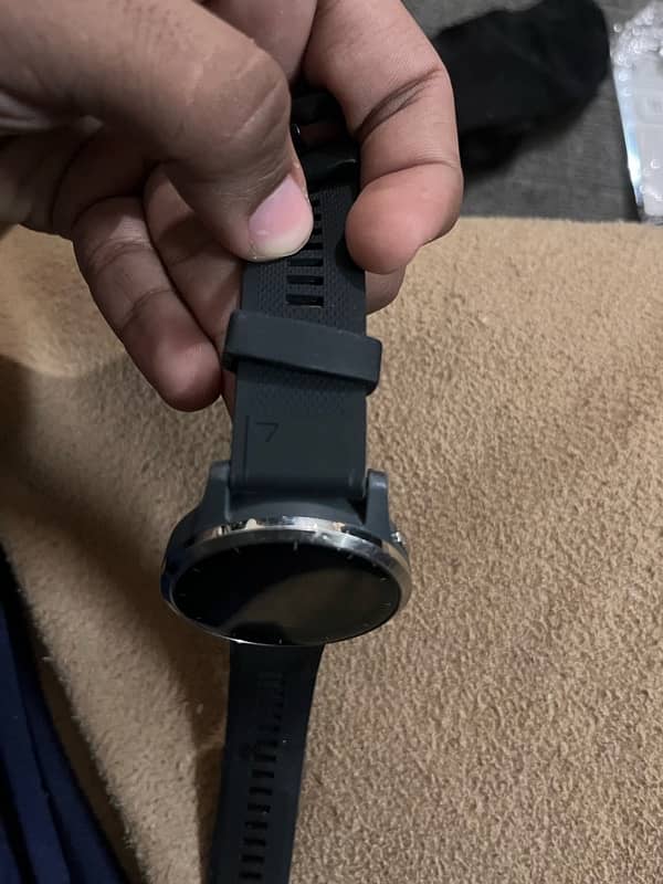 Garmin VivoActive 4 6