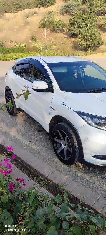 Honda Vezel  Model 2014 | X Package  | Registred 2019 7