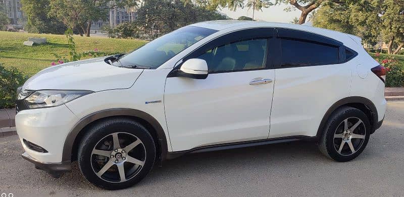 Honda Vezel  Model 2014 | X Package  | Registred 2019 11