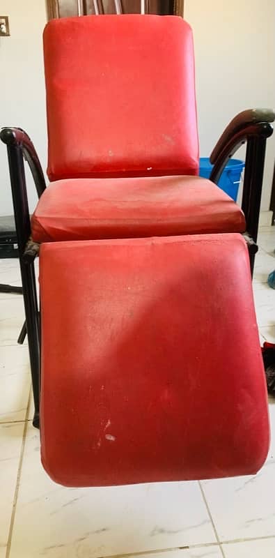 Parlor sofa chair for sale urgently 1