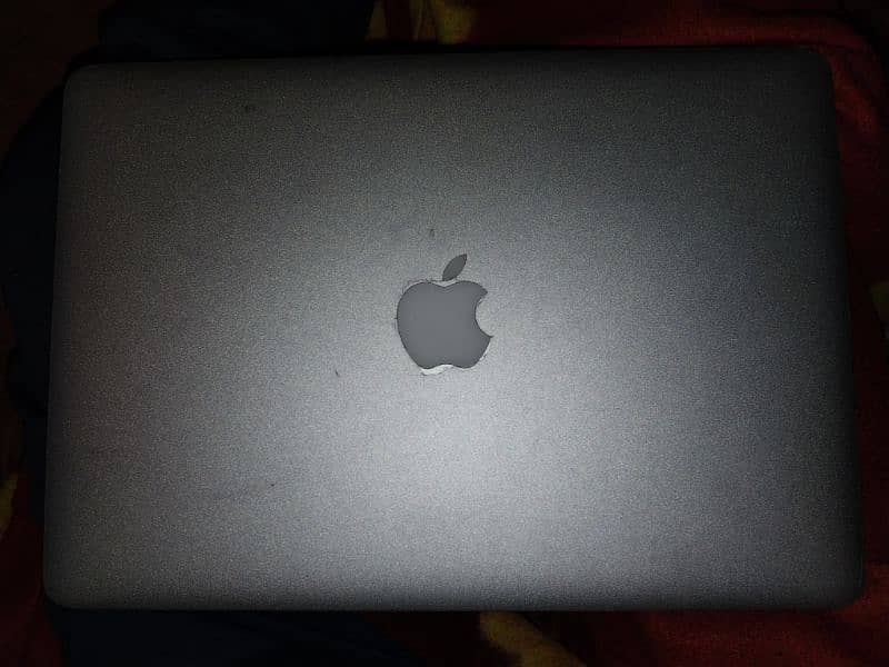 MacBook Air 2015 15'' New condition 0