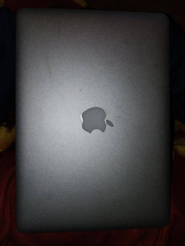 MacBook Air 2015 15'' New condition 2