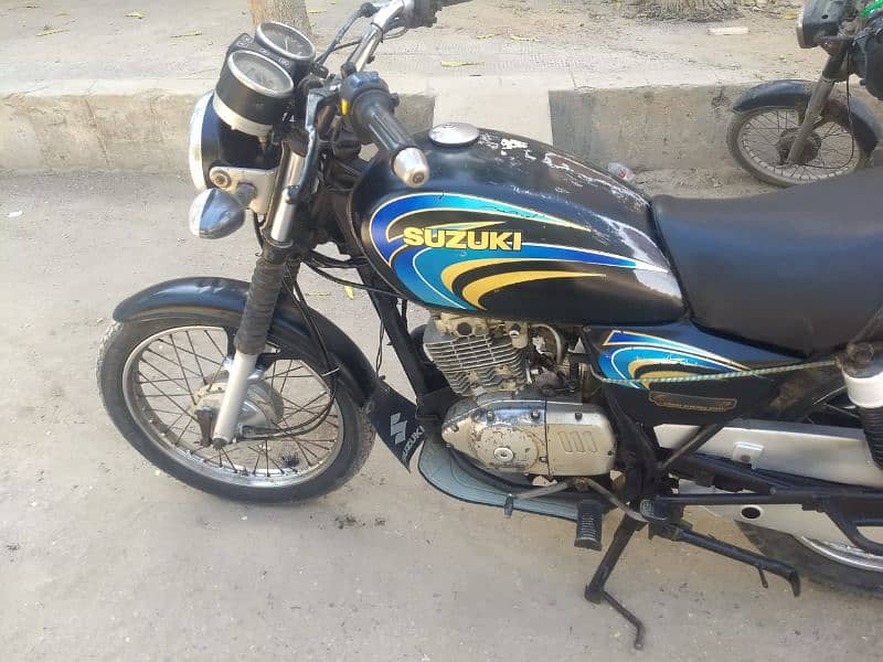 Suzuki GS 150 2012  model 1