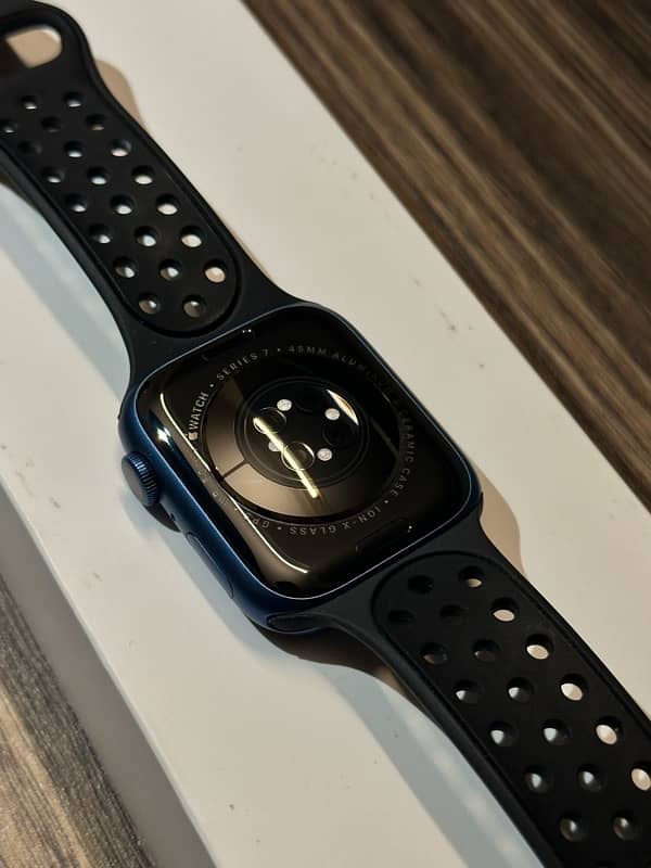 Apple Watch Series 7 45mm 1