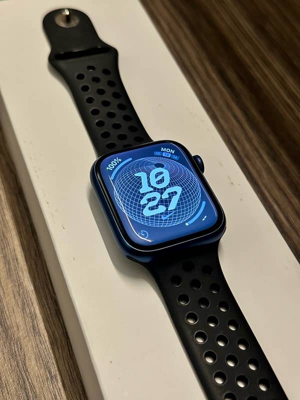 Apple Watch Series 7 45mm 3