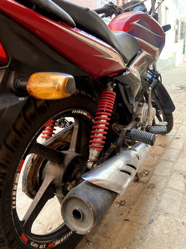 Honda CB 125 F 2021 5