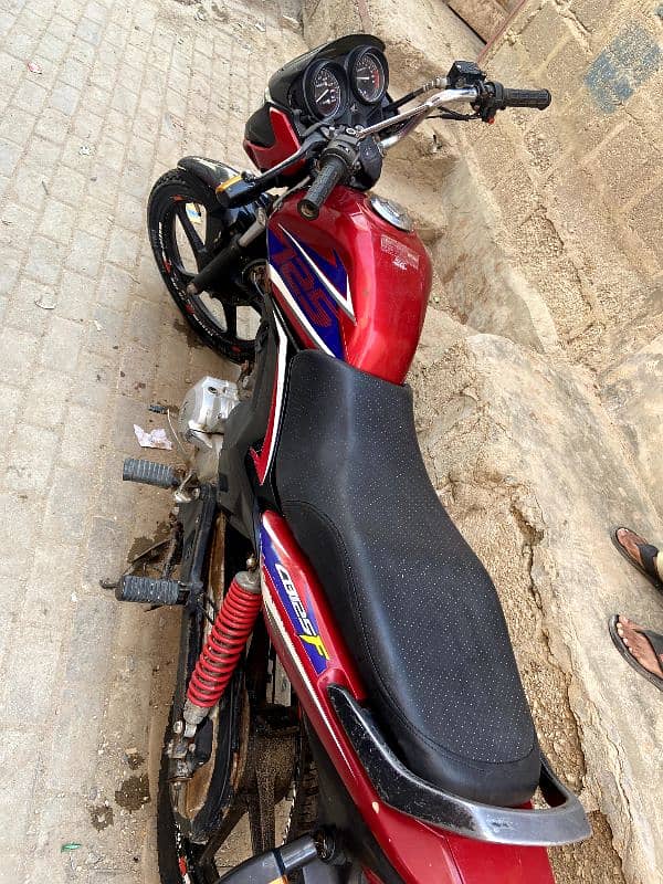 Honda CB 125 F 2021 8