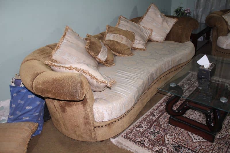 For Sale: 7-Seater Sofa Set in Excellent Condition 0