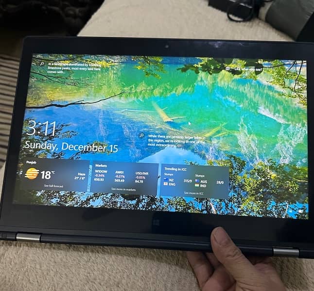 Lenovo yoga 460 Ultrabook Touch Screen X360 (14 inches) 6