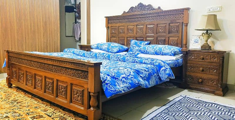 Walnut Wooden King Bed Set 0