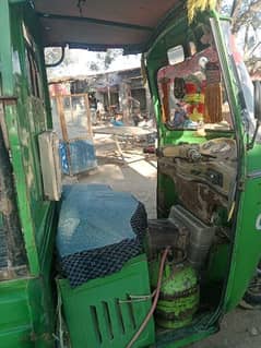 Urgent Loader Rickshaw For sell