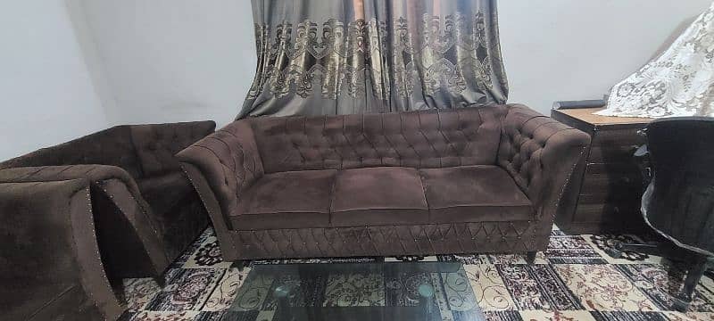 7 seater sofa set. . . 8