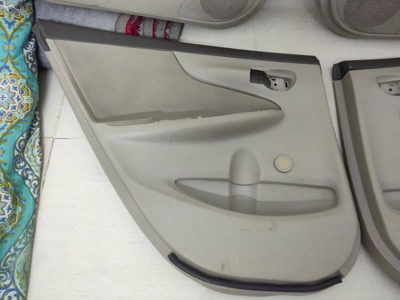 Corolla xli 2009 to 2014 door panels 0