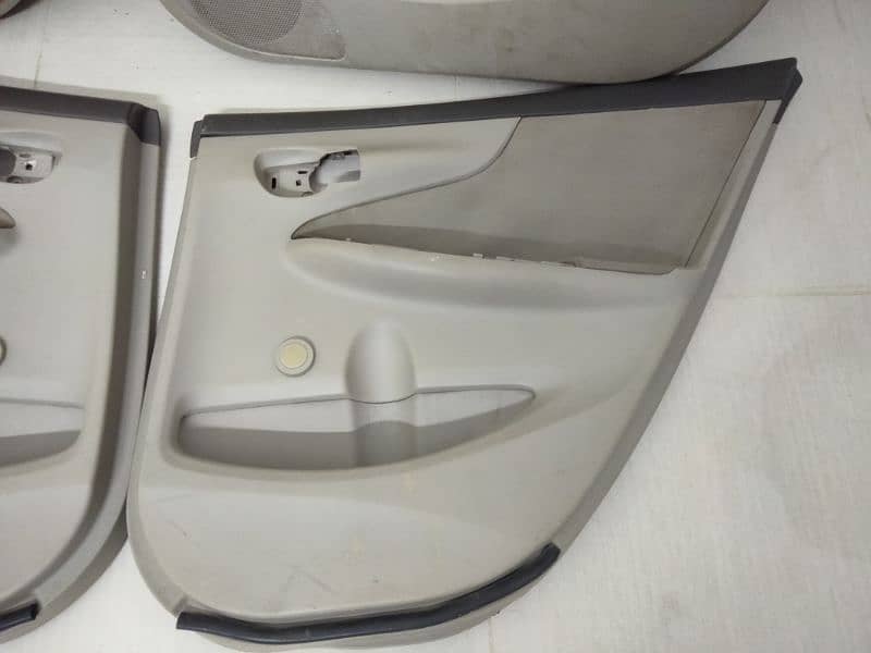 Corolla xli 2009 to 2014 door panels 1