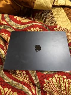 MACBOOK