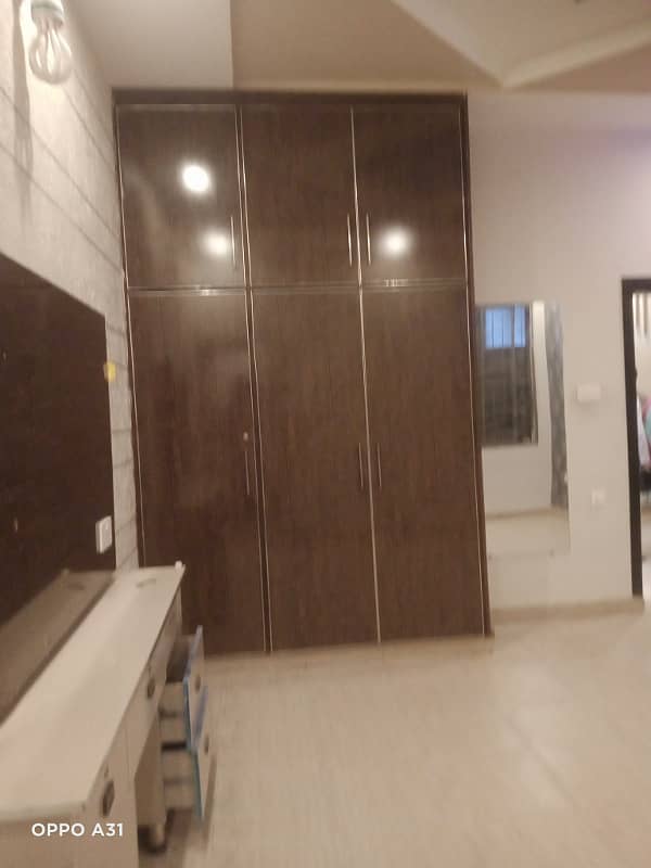 8 Marla ViP Lower portion urgent for rent in sabzazar 2