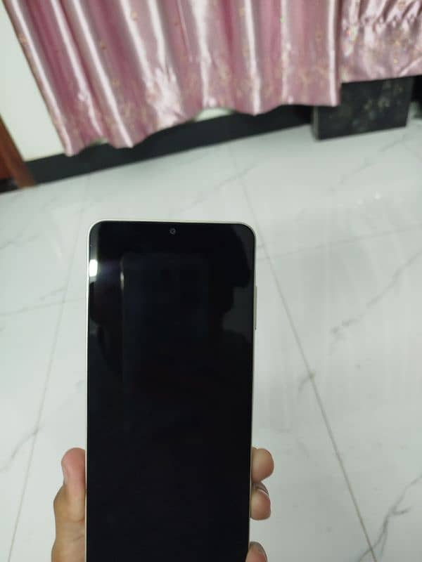 Samsung galaxy a06 4/64. 4