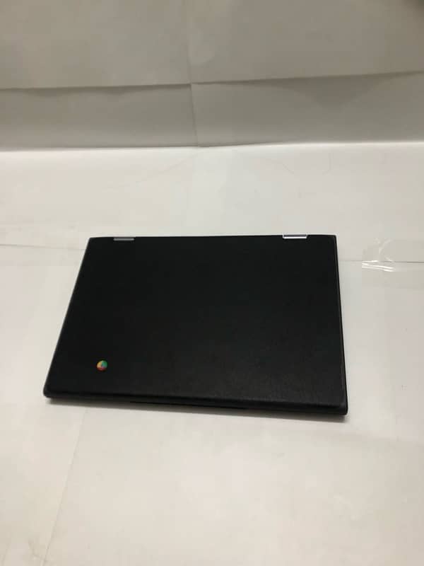 Chromebook  Lenovo 4/32gb Touch 3