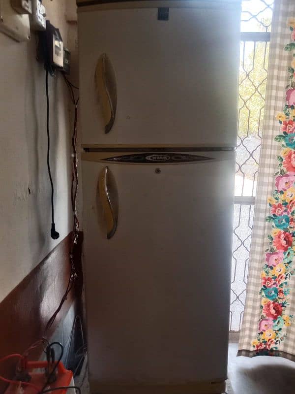 Fridge for sale at reasonable price 5