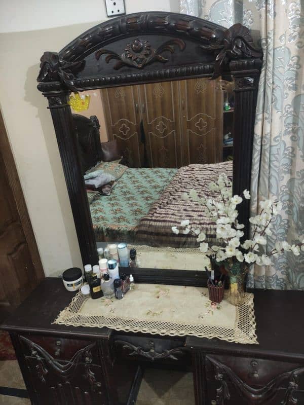 pure wood dressing table 3