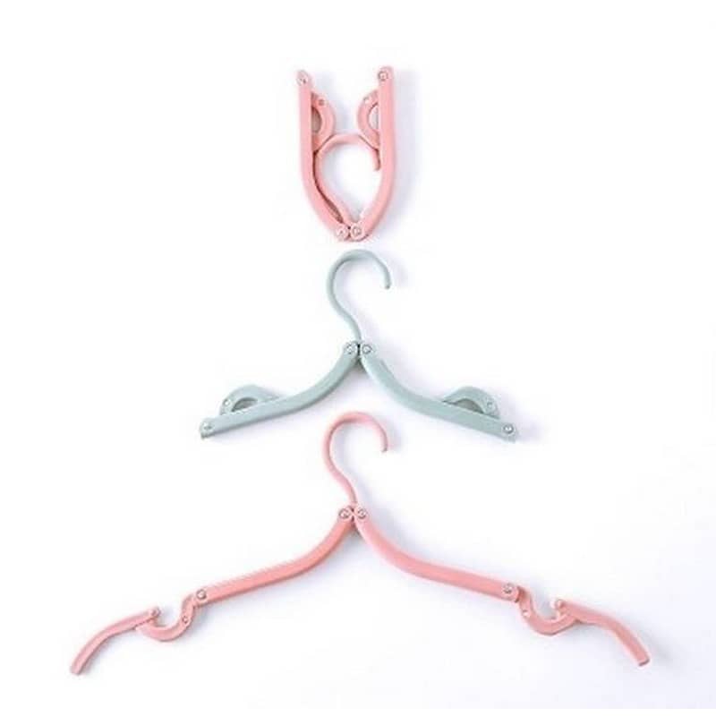 Portable Folding Clothes Hanger (1 Pc) 2