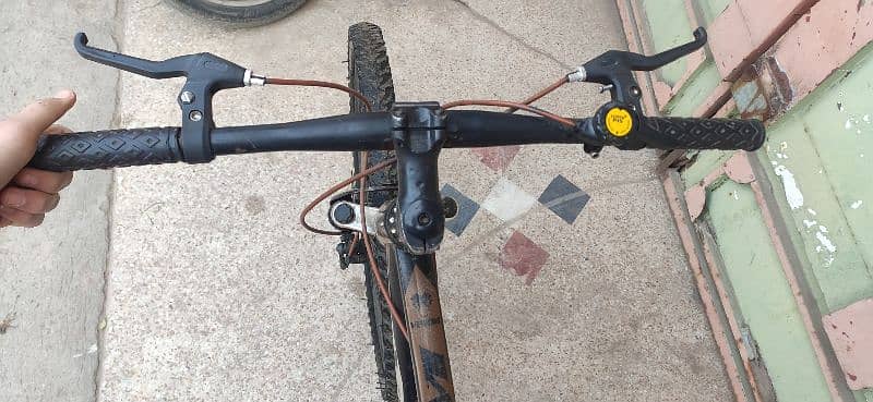 sports bycycle in good condition 3