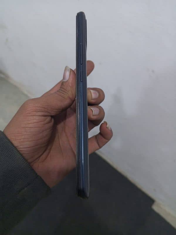 Infinix hote 11 play 4GB 64 GB 5