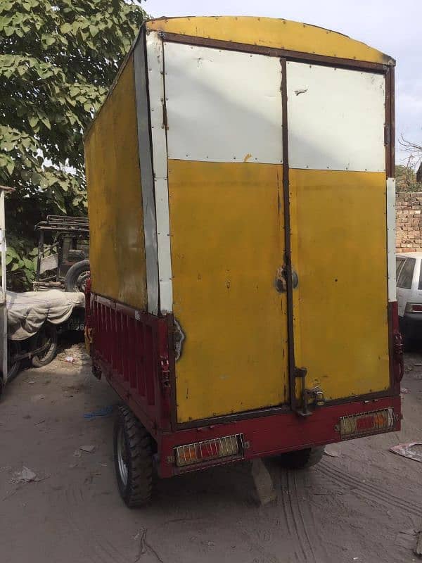 Rickshaw loader 2022 model with back cabine 3