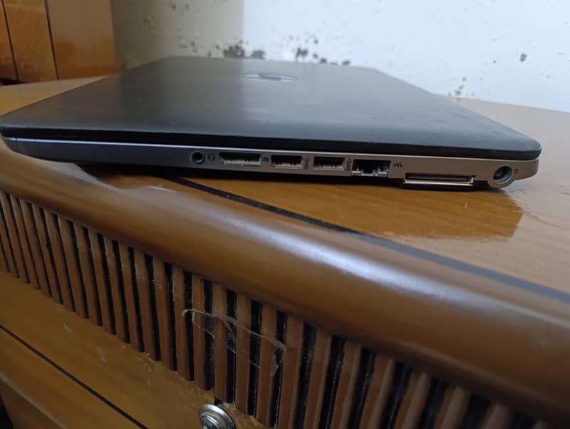 Core i5 5th Gen - HP Elitebook 840 G2 9