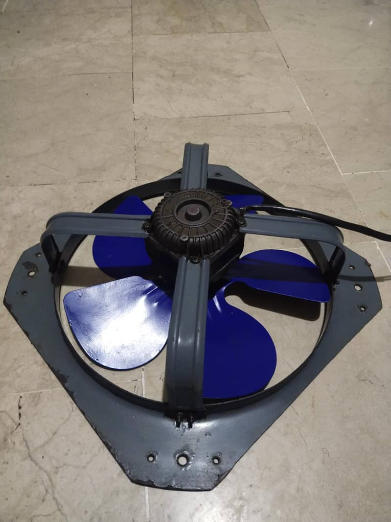 Exhaust fan Lyca 14 Inch 1550 RPM 2