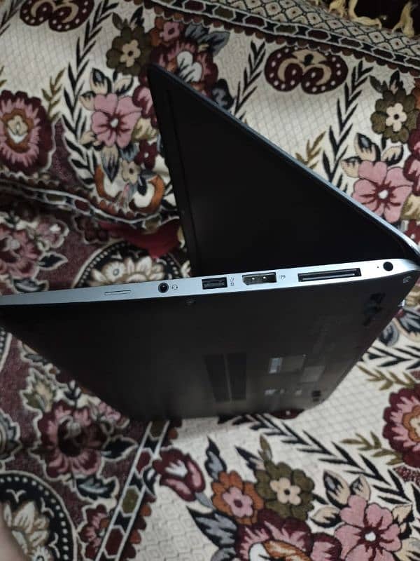 HP Elitebook Folio 1040 1