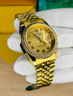 Luxurious important branded watch day & date model watch