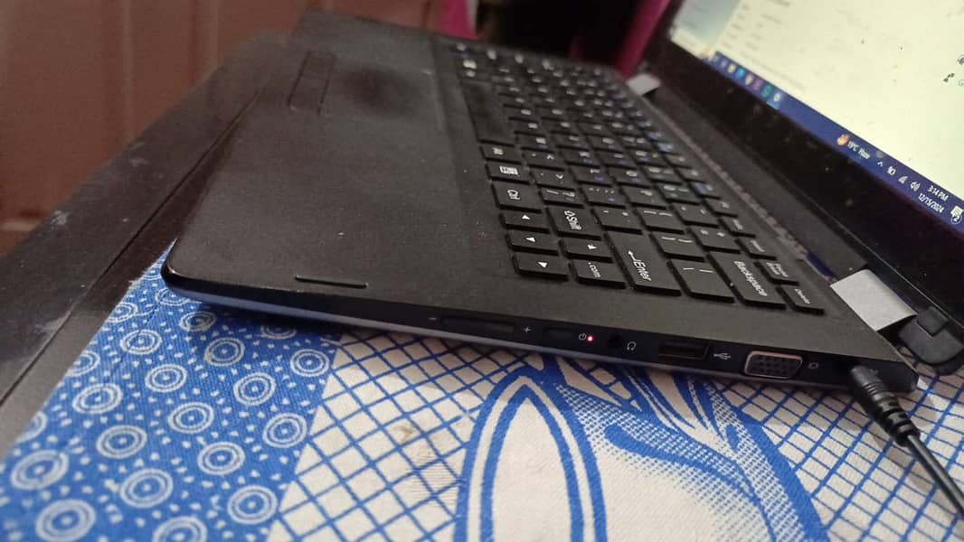 Haier y11c laptop for sale 1