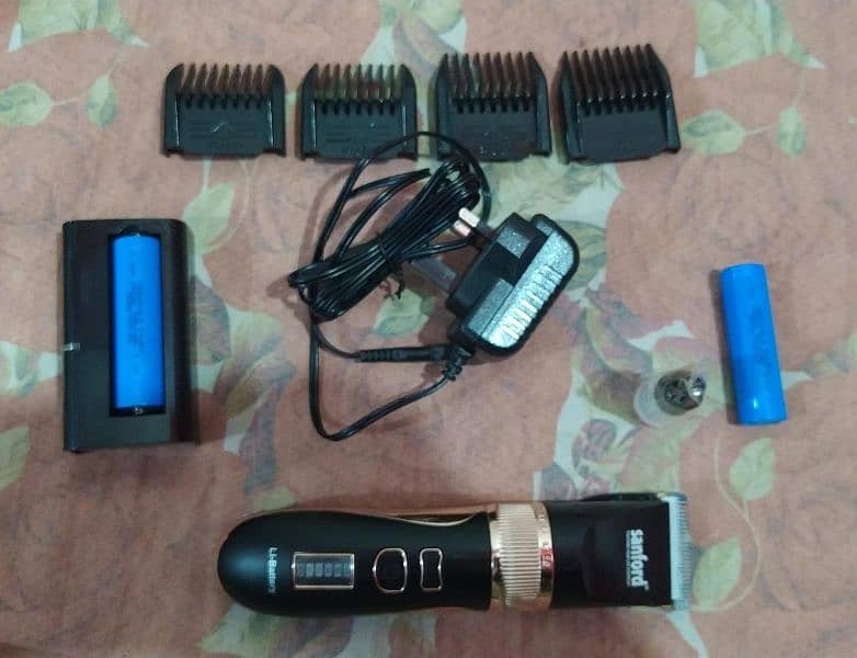 Sanford Hair Clipper (Original Qatar say khareeda tha] 1