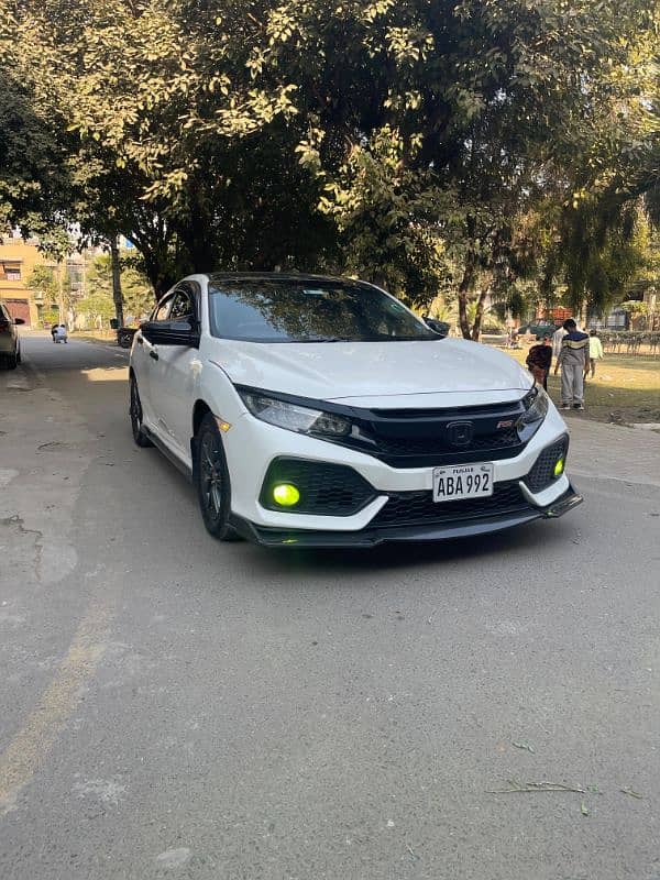 Honda Civic VTi Oriel Prosmatec 2020 1